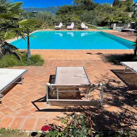 Villa Exquisite Spoleto-poolside-sleeps-20pool, Jacuzzi, Gardens - Fabulous Views *