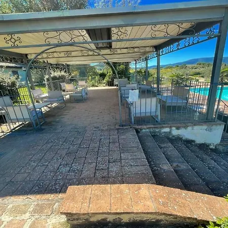 Villa Exquisite Spoleto-poolside-sleeps-20pool, Jacuzzi, Gardens - Fabulous Views Spoleto