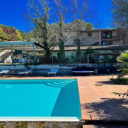 Villa Exquisite Spoleto-poolside-sleeps-20pool, Jacuzzi, Gardens - Fabulous Views Spoleto