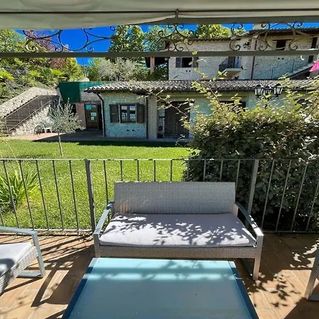Exquisite Spoleto-poolside-sleeps-20pool, Jacuzzi, Gardens - Fabulous Views Villa Spoleto