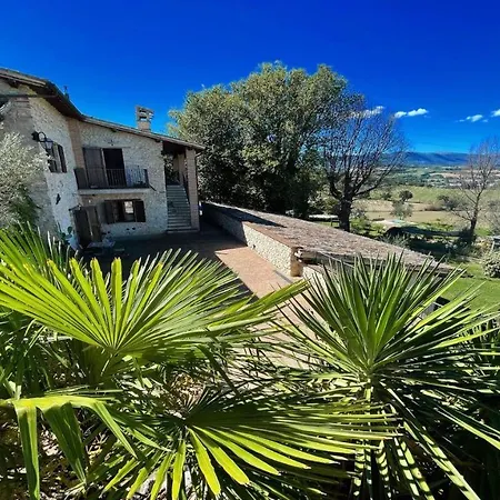 Exquisite Spoleto-poolside-sleeps-20pool, Jacuzzi, Gardens - Fabulous Views Villa Spoleto